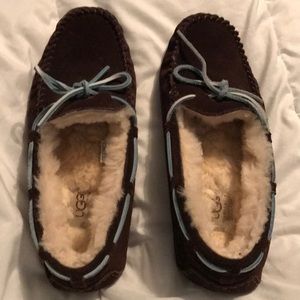 Gently Used UGG Women's 9 moccasin slippers